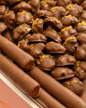 Load image into Gallery viewer, Nutty Crunch Tray