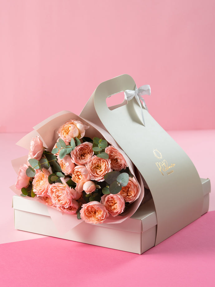 My Sweet Julietta Bouquet (Packaging comes only if letter chocolate inside)